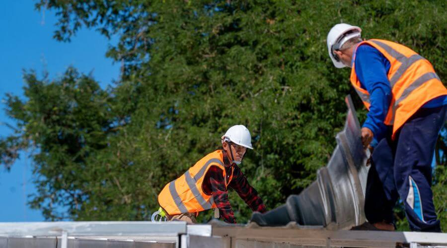 Professional gutter cleaning in Merrill, WI